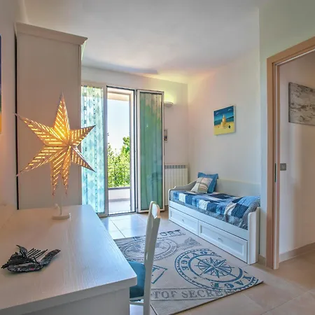 Near Urbino & Beaches 公寓